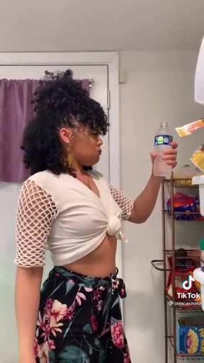 Soft & Jiggly No.222 🍑