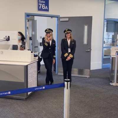 A mother daughter flight crew