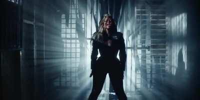 Chain My Heart music video