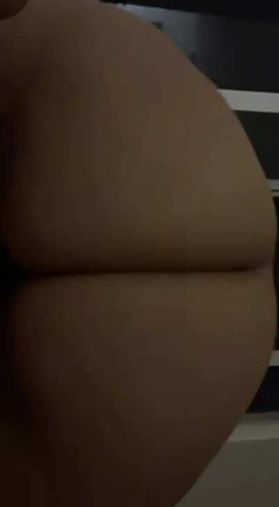 Shoot up your load all over my fat ass