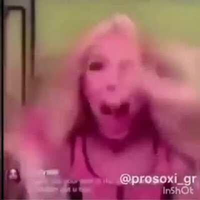 Idiot burns her tongue with hair dryer/ hair styler (ear rape warning)