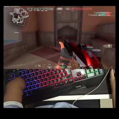 Hi! I’m a congenital amputee and this is how I play Valorant on PC with one arm and a stump! More details in the comments :)