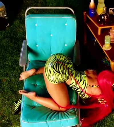 This Nicki clip always so sexy 🤩🤑