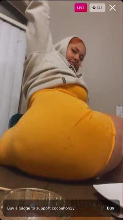 This ones 2 minutes long BUT I promise it’s worth it 😅😍🍑🙏🏾