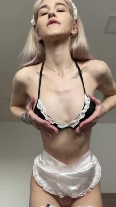 None of my classmates want me😔 maybe u will?