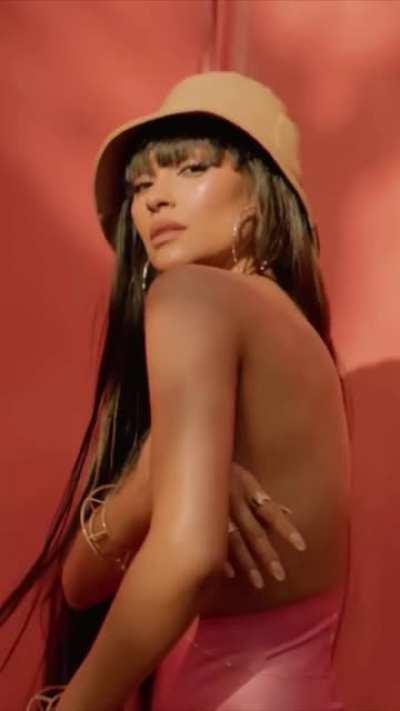 Shay Mitchelle - Hot Photoshoot 2 Vertical Edit