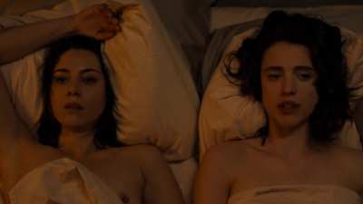 Margaret Qualley, Aubrey Plaza - Honey Don't (2025) in 4K