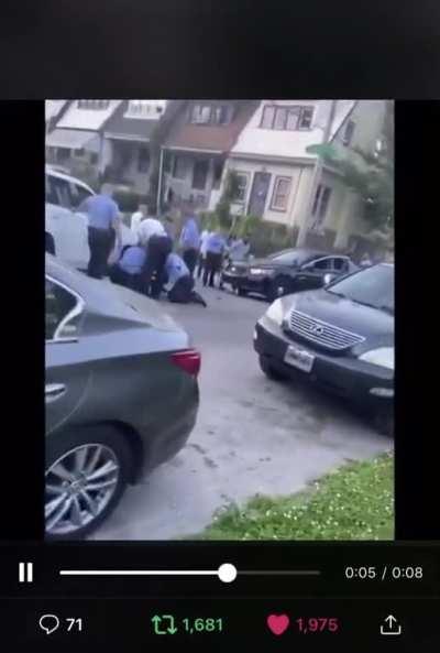 Philly cops arrest man who tells them he cant breath; screams 