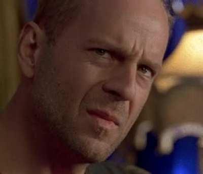 MRW my mom’s new boyfriend gets me a Victoria Secret gift card for Christmas