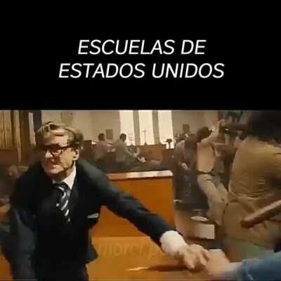 Estadounidense: *saca un arma y empieza a disparar*