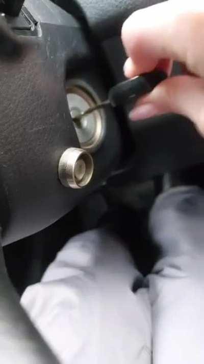 А ты хуй забил на свой аккумулятор?