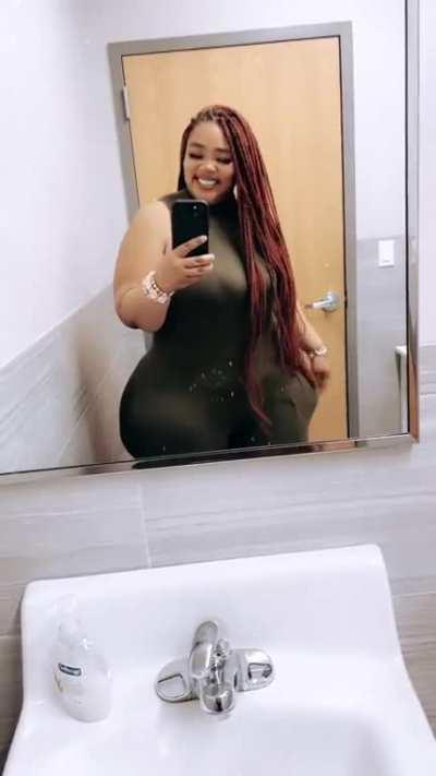 Redbone curvy 