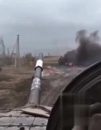 Russian POV: Russian tank commander recorded the moment of destruction of a friendly Russian T-80BV tank. Luhansk Oblast.