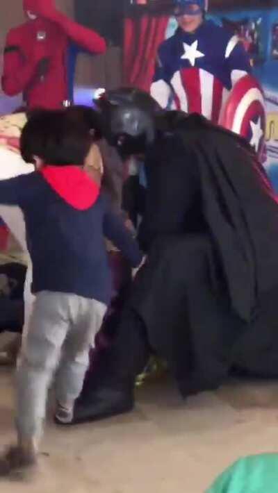 Group of kids attack Thanos and the Avengers die inside