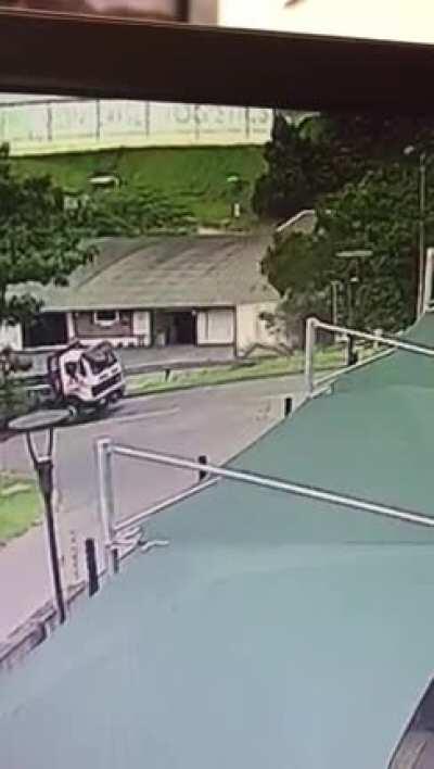 HMFT after I Visit the Warehouse at the Bottom of the Hill