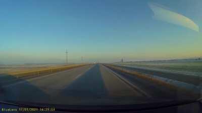 Nimeni: nimic, românii leneși: