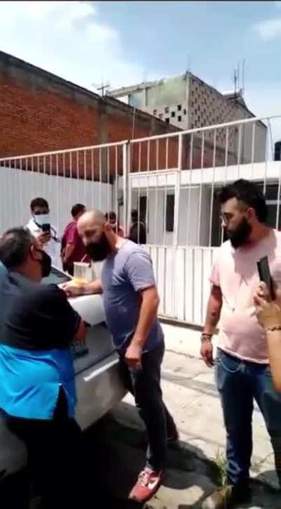 Sujeto amenazado a persona de la tercera edad