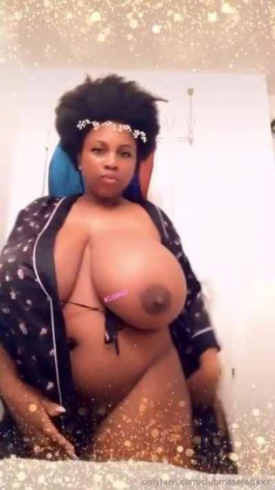 Big tits in a tiny robe