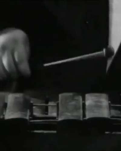 Teddy Brown Xylophone (1930)
