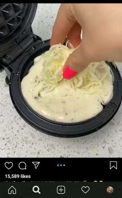 Low effort pizza waffle hybrid