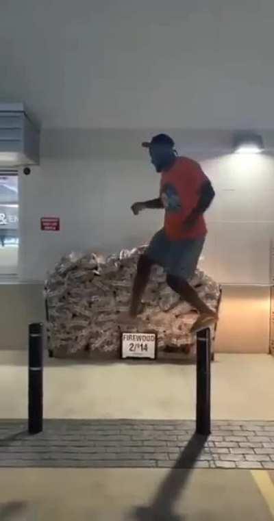 I THINK HIS BALLS CAME OUT OF HIS MOUTH