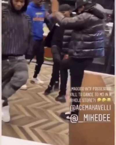 Pop Smoke was full of good vibes. RIP Woo