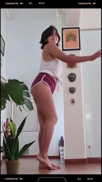 SAYANI GUPTA- isn't her thighs perfect? ✨(old)