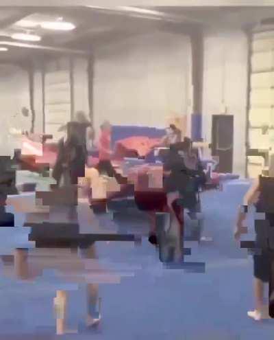 Oh shoot I fell haha, Aaaaaahhhhhhhhhh!!!!