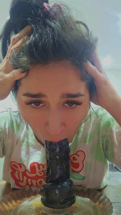 let me empty my stomach for you.