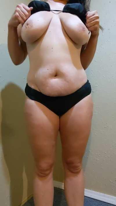 hotwife titties in ur face