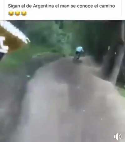 El sub intentando imitar a Jeronimo Paez