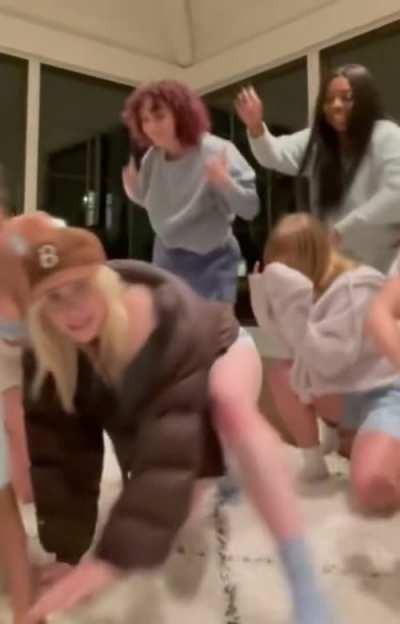 [kik - BigBully4Cucks] lets talk about what we would do to my friend or celeb and jerk off