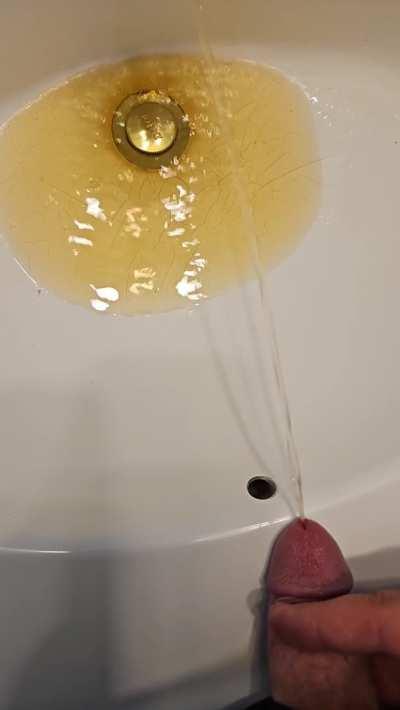 Filling the sink after a workout