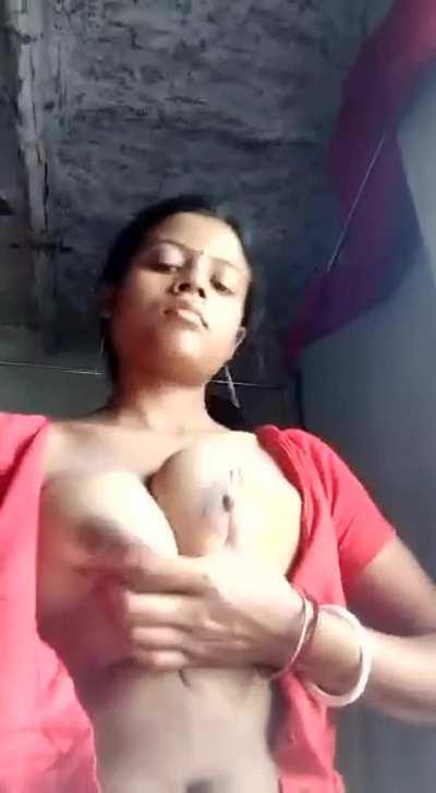Village girl showing and playing with her big tits[Video Link👇]