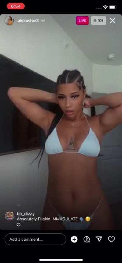 u_Plenty_Librarian_454 - Video #0526