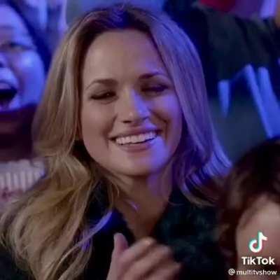 Shantel VanSanten: So pretty