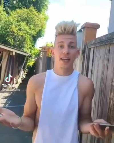 AMOGUS?!!?!?!!!!??!!?!?