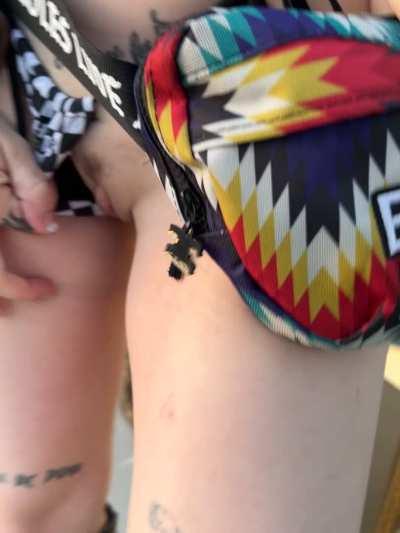 I love showing my pussy off in public