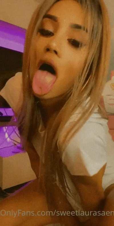 Hot blonde with huge Cock under the t-shirt!