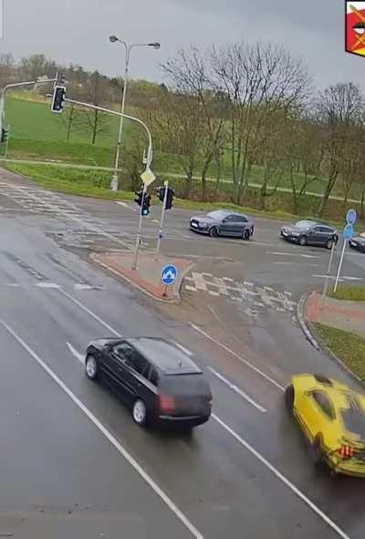 WCGW driving a rental Mustang with no licence and under the influence