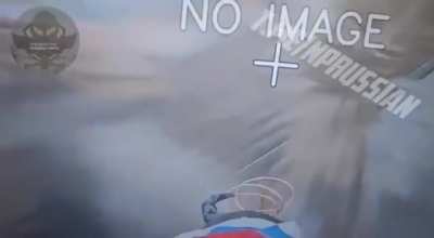 Simultaneous grenade drop and FPV strike on Ukrainian group