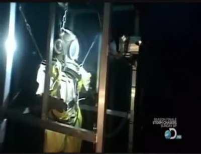 Mythbusters diver suit compressed at 300 ft