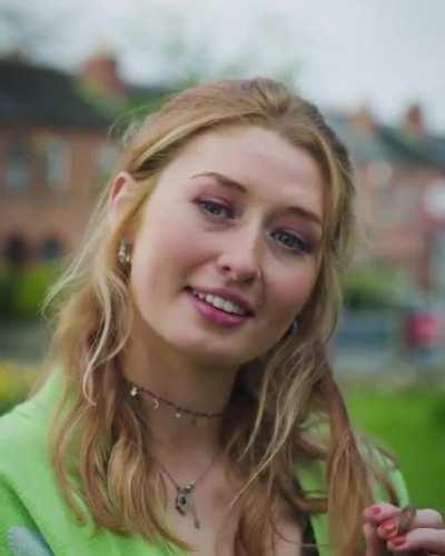 I can't believe Club Orange actually made this ad 🤦‍♂️