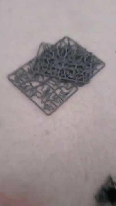 Day in the life of an average tyranid player