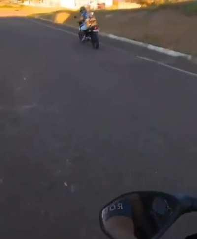 O policia coringou kkkk