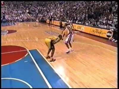 [Highlight] Rip Hamilton hits Ron Artest in the groin, who retaliates with a forearm. Rip then says he flopped. (2004 ECF)