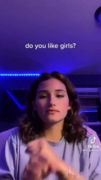 straight girl struggles