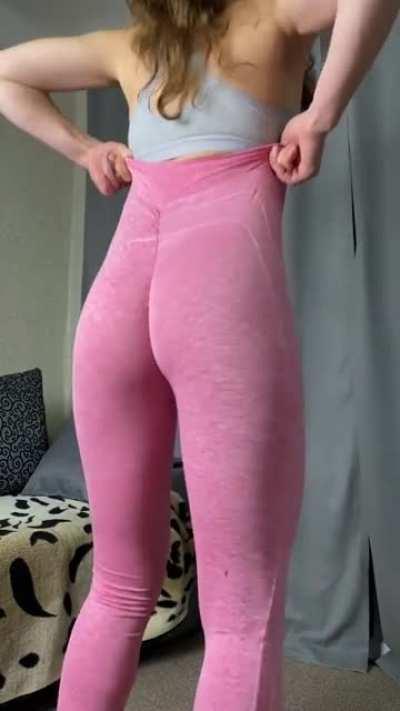 Trying on my pink pants. How are they?