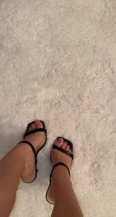 These are cute 👡👡