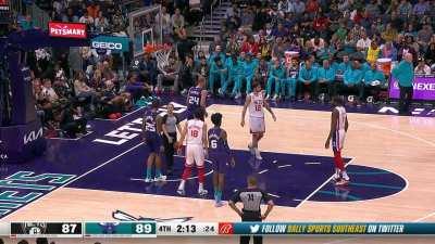 [Highlight] Kevin Durant now owns the franchise record for most consecutive FTs made with 56